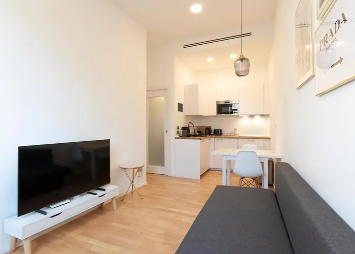 Arena Apartment